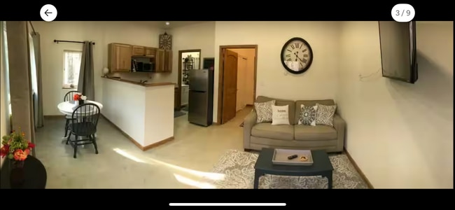 Photo - 2255 Pony Run Unidad B