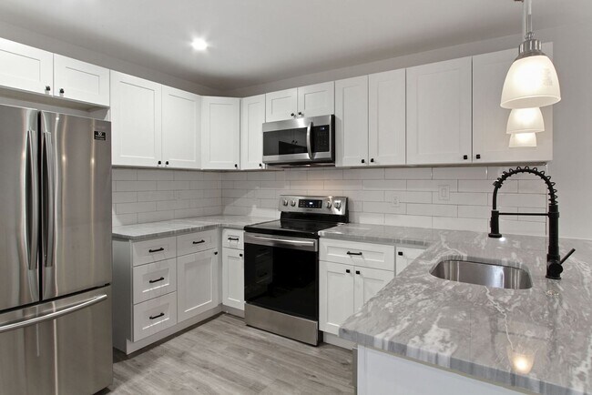 Photo - 2117 N Front St Unit 3