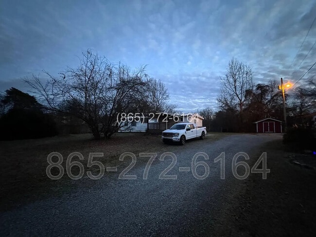 Photo - 8413 Oak Ridge Hwy