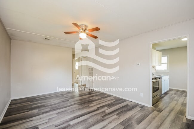Photo - 6483 Simpson Ave