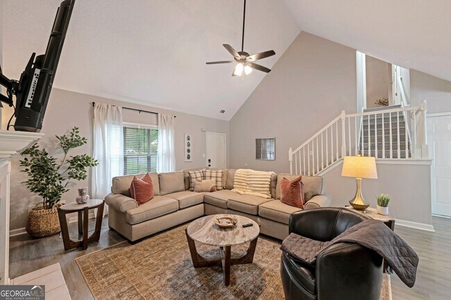 6839 Sandy Creek Dr