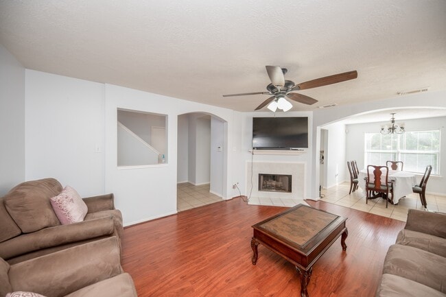 Photo - 8231 Chelsea Bend Ct