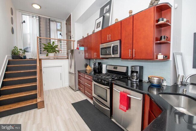 Photo - 1538 Ogden St Unit 1B