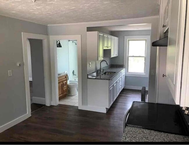 Photo - 93 Lake St Unit 2