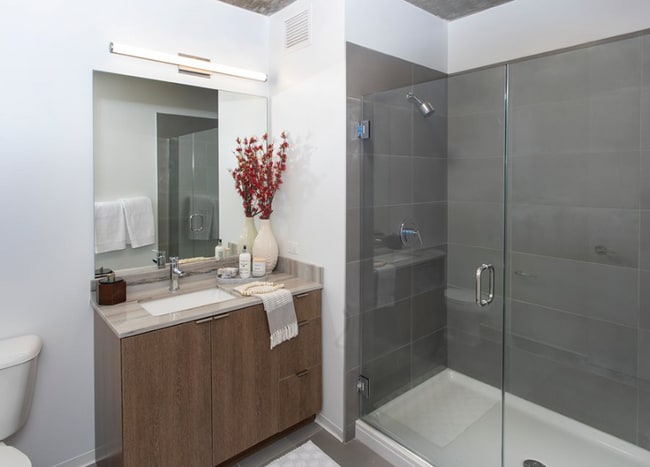 Photo - 2113 S Wabash Ave