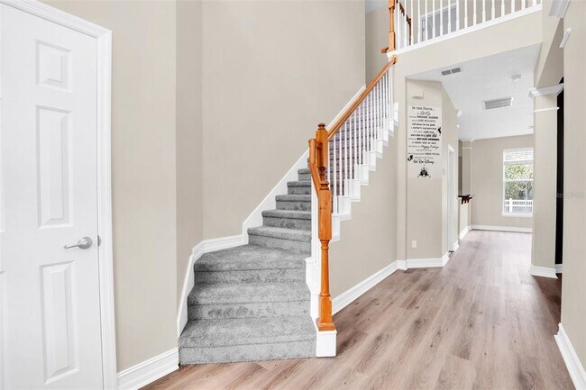 903 Towhee Ct