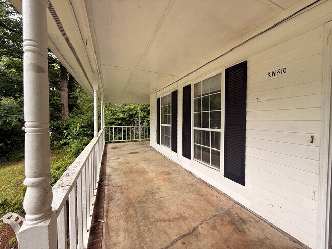 Photo - Coming Soon! 5 Bedroom Home with Extended Driveway!