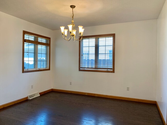 Photo - 3526 Teakwood Dr