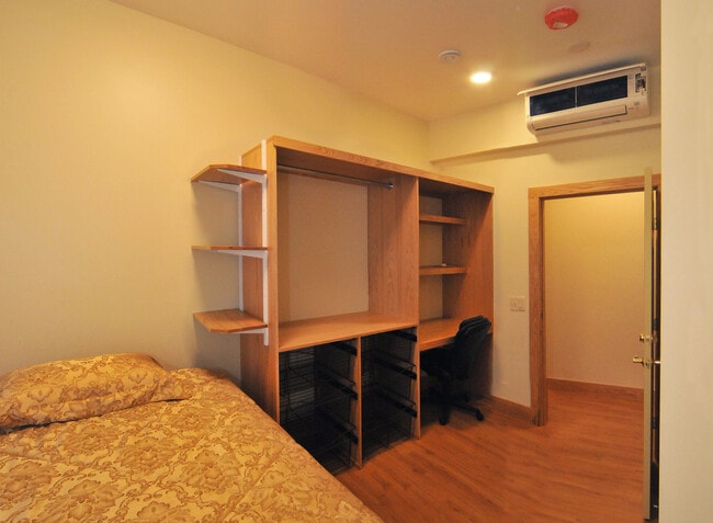 Photo - 140 College Ave Apartments Unit Villa