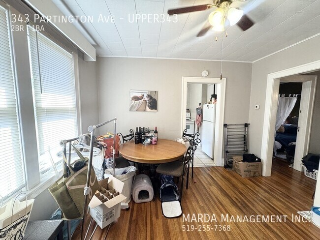 Photo - CHARMING 2 BED/1 BATH UPPER UNIT- WEST WINDSOR PLUS HYDRO & GAS! Unité UPPER343