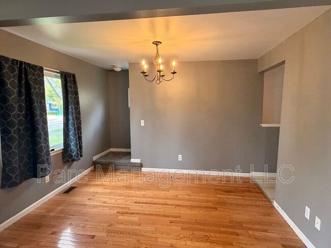 Photo - 91 Waterly Ave