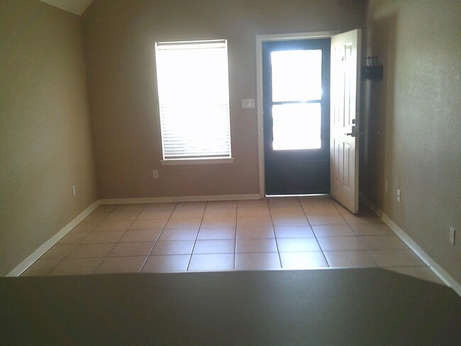 Photo - 3511 Westwood Dr Unit B