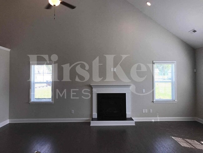 Photo - 84 Waterpine Dr