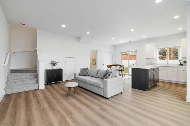 Photo - 1008 S Underwood St