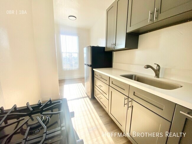 Photo - 976 S Gramercy Pl Unit 405A