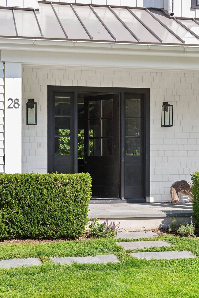 Photo - 28 Parkway Dr