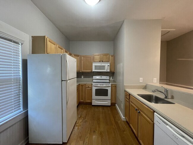 Photo - 882 Walnut St Ln