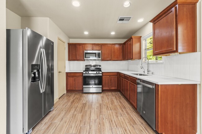 Photo - 21522 Daylily Hills Dr