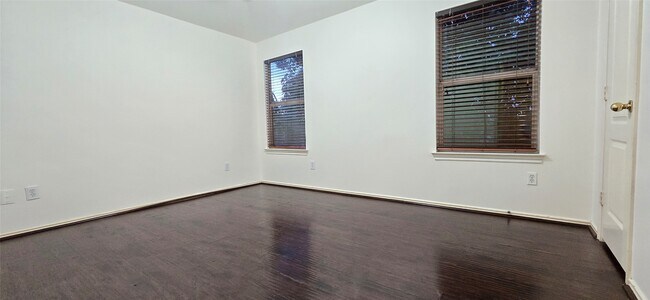 Photo - 21038 Narrow Gate Dr