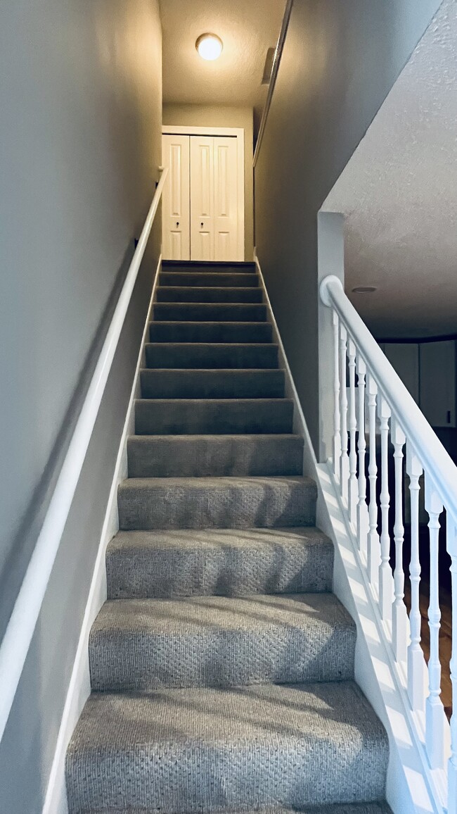 Photo - 17020 Eastwood Ave