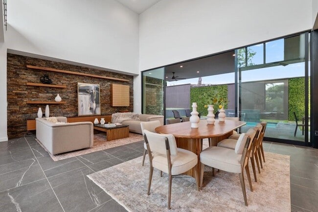 Photo - 3500 Cactus Wren Way