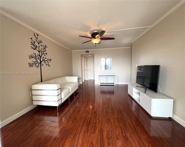 Photo - 9451 Evergreen Pl Unit 407