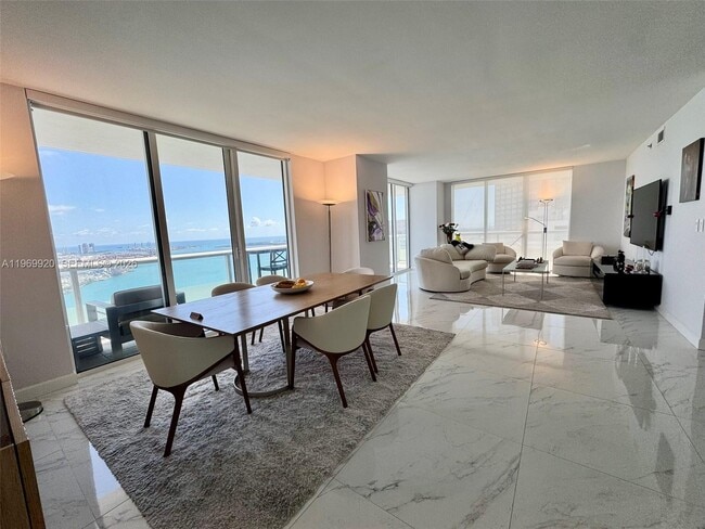 Photo - 50 Biscayne Blvd Unit 4710