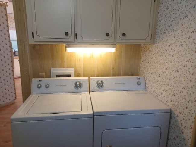 Photo - 55 + Community Turn Key 2 Bedroom / 2 Bathroom Home in a Private Gated Community Furnisher Negoti...