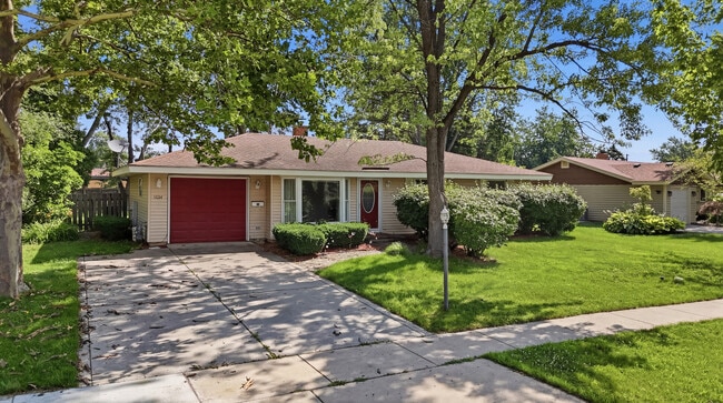 Photo - 1624 W Weathersfield Way
