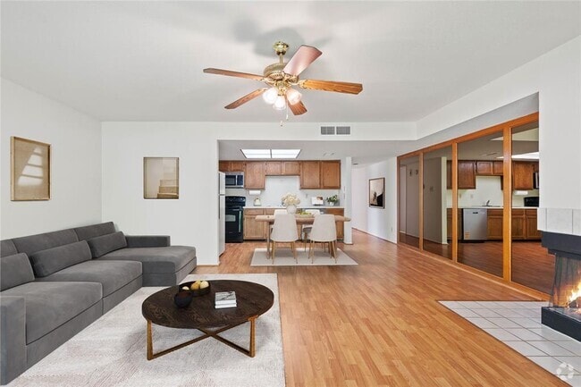 Building Photo - 14777 Wunderlich Dr Unit 1703 Rental