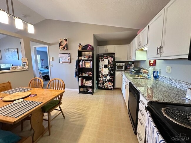 Photo - 44 Indian Cove Cir