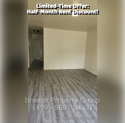 Photo - 2074 Price St House