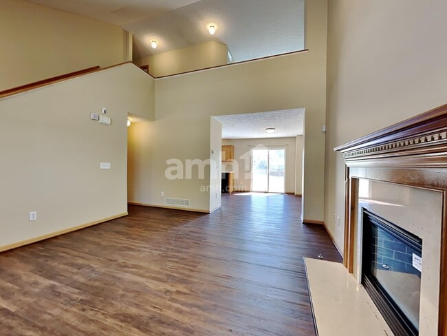 Photo - 5547 Glenchester Dr