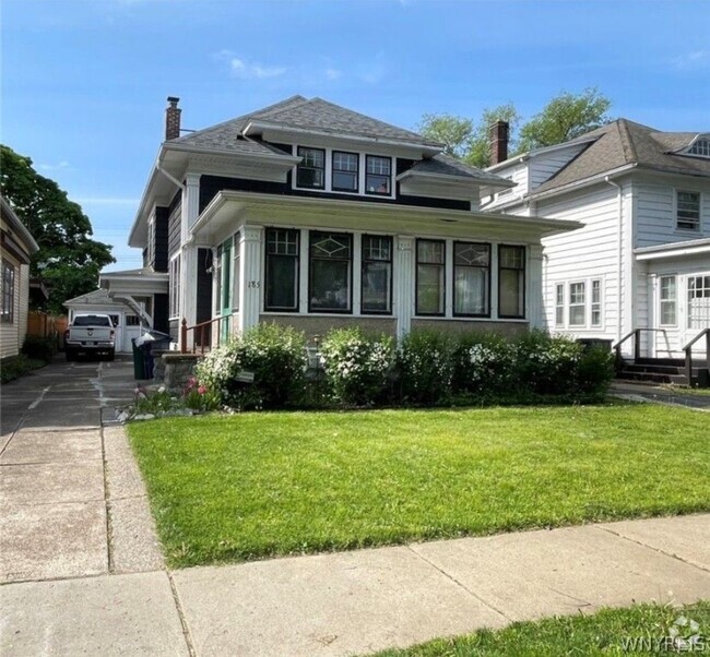 Building Photo - 185 Winspear Ave Rental