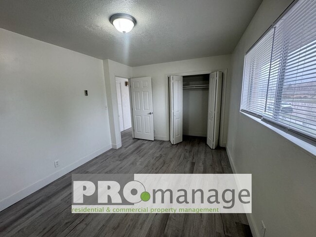 Photo - 1739 Grandview Dr Unit 1739 #2 (UL)