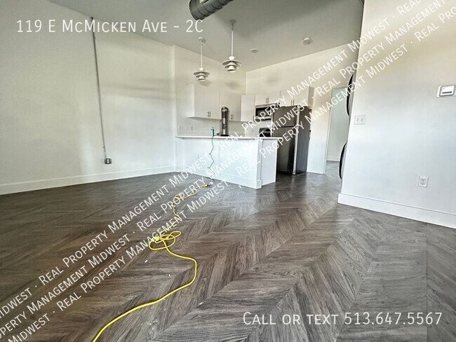 Photo - 119 E McMicken Ave Unit 2C