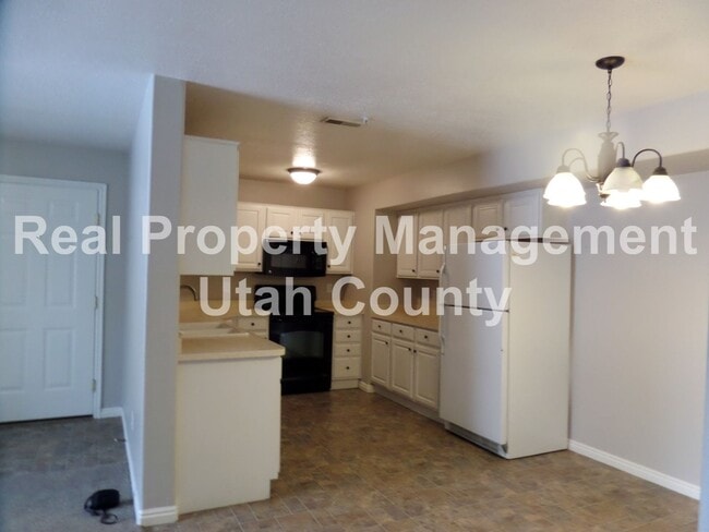 Photo - Eagle Mountain Condo Unit 6