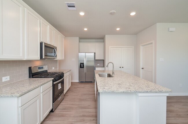 Photo - 21102 Armstrong County Dr