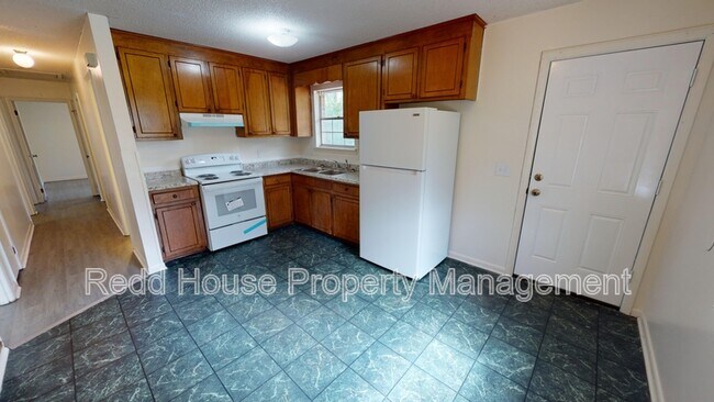 Photo - 901 E Grubbs St