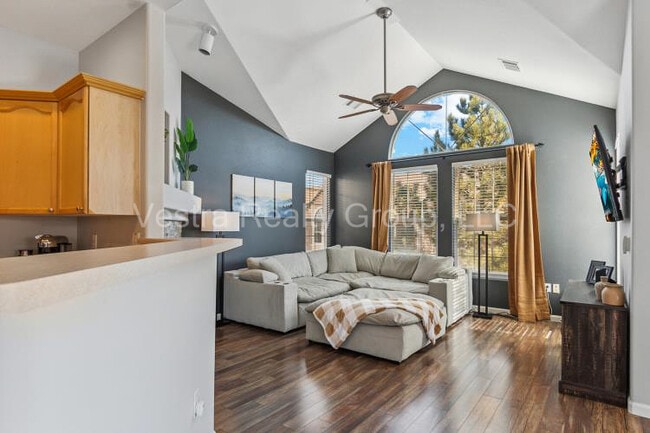 Photo - 3912 S Carson St