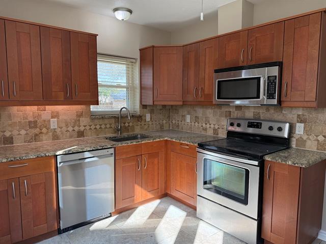 Photo - 1612 Villanova Dr