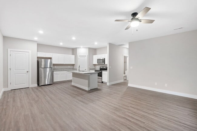 Photo - 5122 N Cypress St