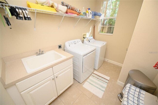 Photo - 1113 Bolton Pl