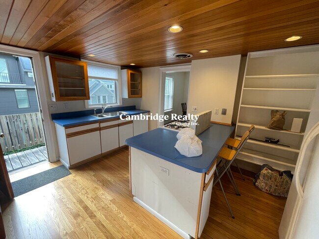 17 Channing St Unit 1