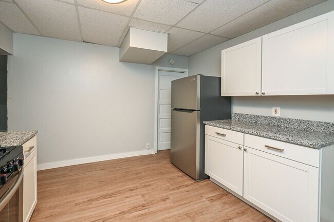 872 Clifton Crest Terrace Unit 3