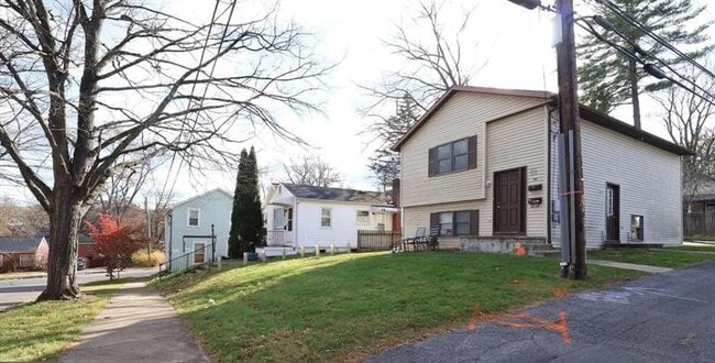 Building Photo - 1014 Walnut St Unit 1014