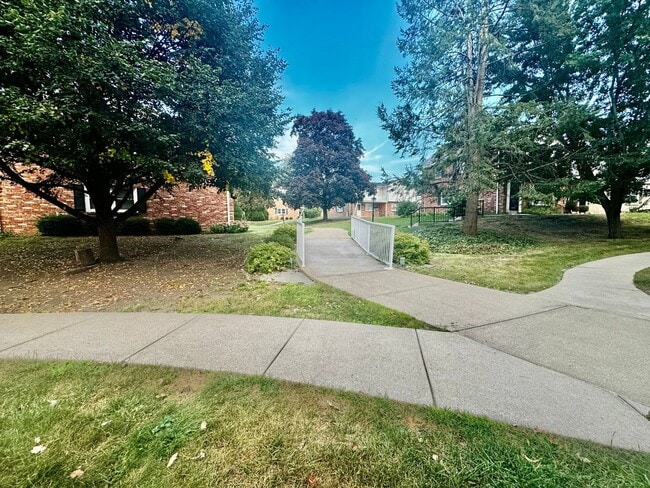 Photo - 2 Bedroom 1.5 bath Condo in Milwaukee