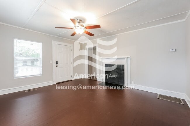 Photo - 229 Poole St