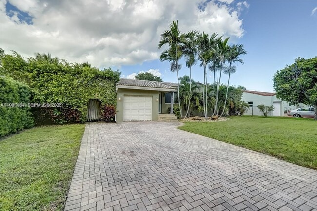 Photo - 1637 Cleveland St