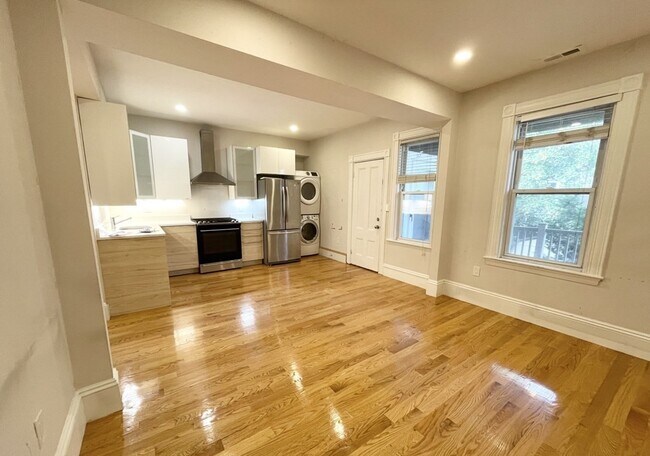 Photo - 108 Buttonwood St Unit #2